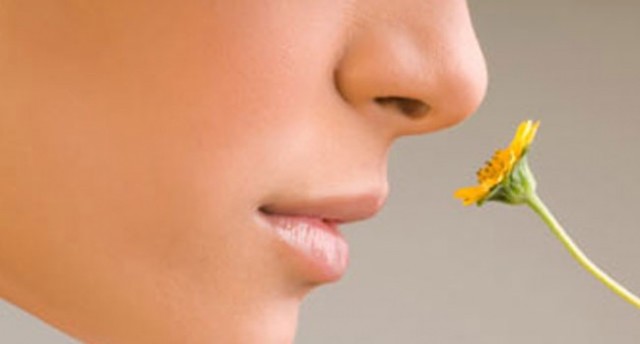 Наросты в носу: причины образования, симптомы и лечение