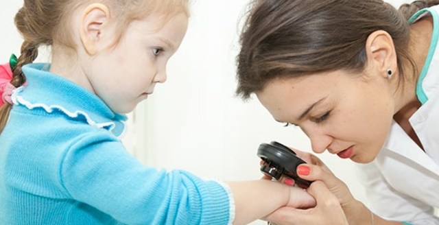 Причины и лечение псориаза у детей на разных стадиях